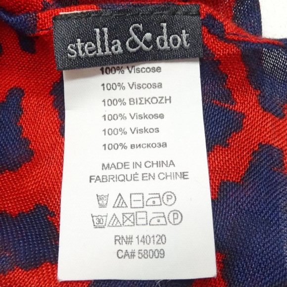 Stella & Dot Large Scarf/Wrap in Red & Blue - Picture 4 of 5